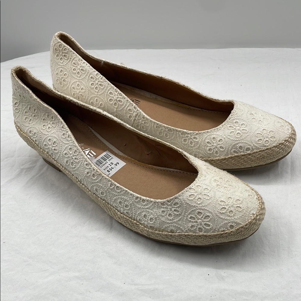 NEW! American Eagle Crochet Embroidered Espadrille Wedges. 10.